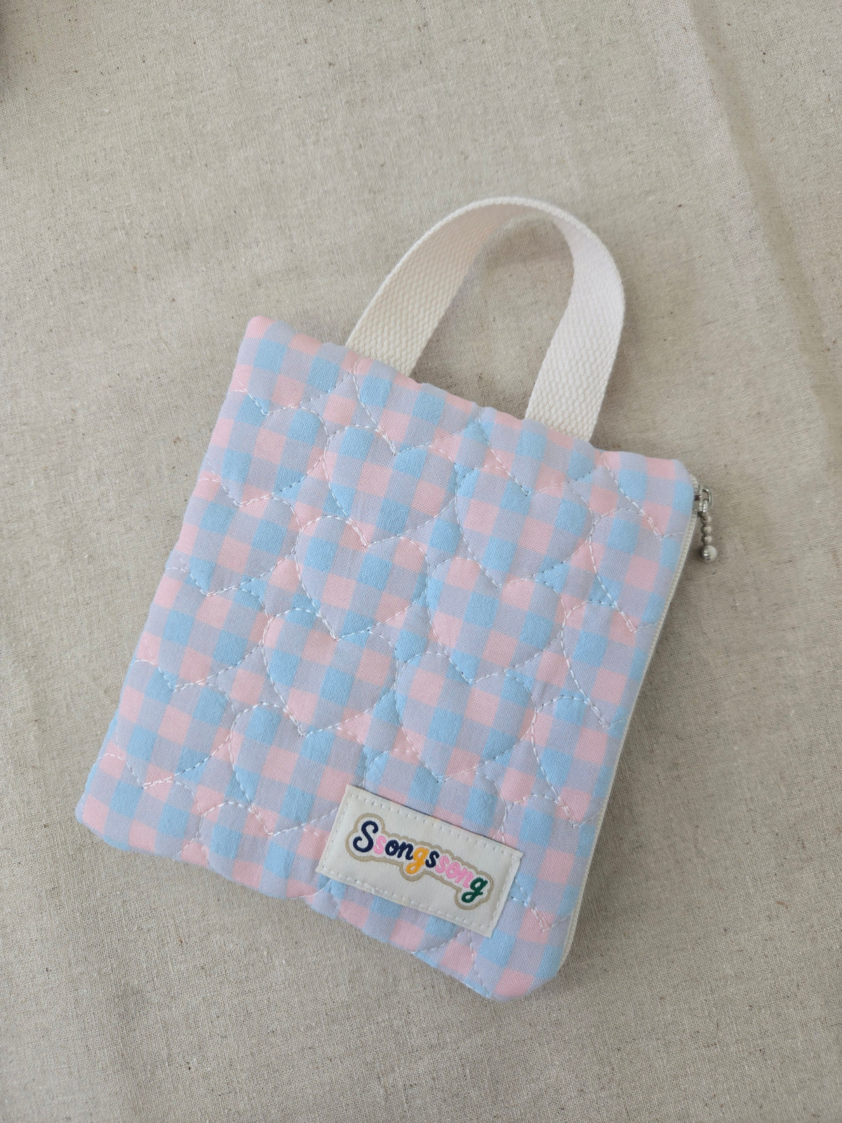 Cotton Candy Pouche